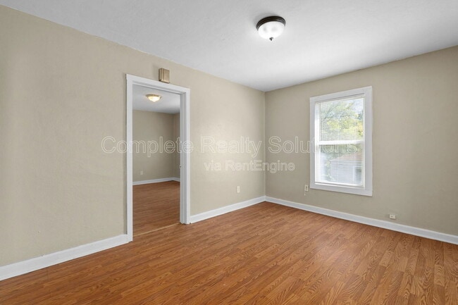 Building Photo - 7157 Garesche Ave