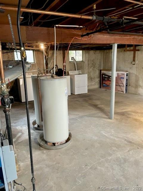 Building Photo - 36 Short St