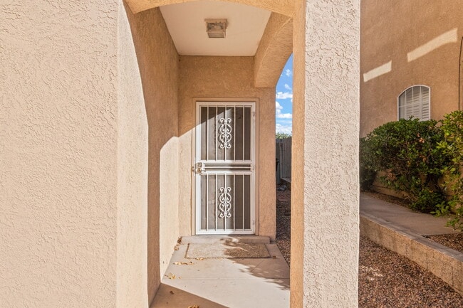 Building Photo - 7101 Natalie Janae Ln NE