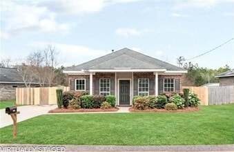 Building Photo - 13628 Catahoula Dr S