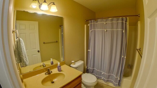 Building Photo - 3D Tour Available - Beautiful Home w/ Fully Finished Basement + Fenced-in Yard + Screened-in Deck...