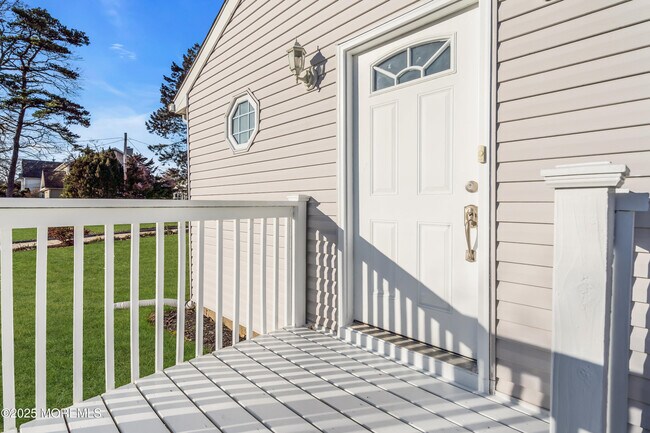 Building Photo - 315 Elizabeth Ave