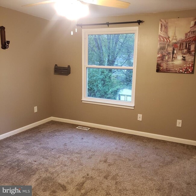 Building Photo - 3 Sagebrush Ct