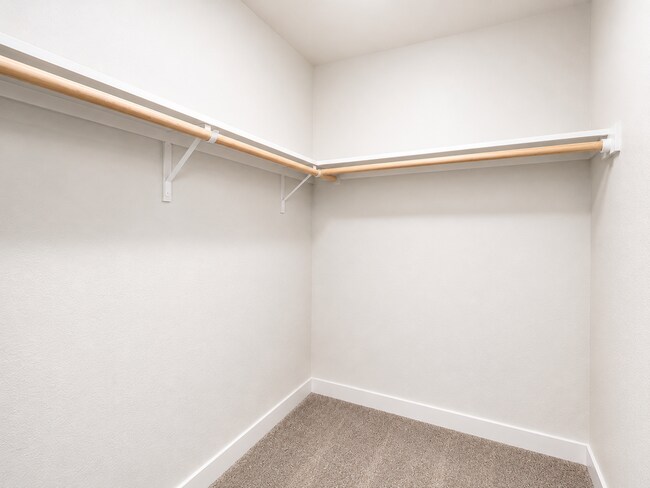 Building Photo - Available for Move-In July 1st