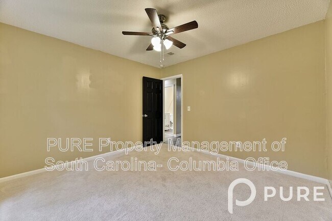 Building Photo - 308 Southampton Dr