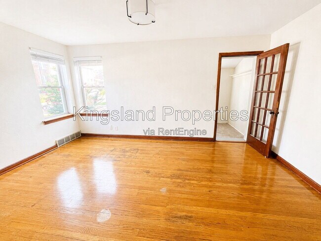 Building Photo - 3841 Kingsland Ct