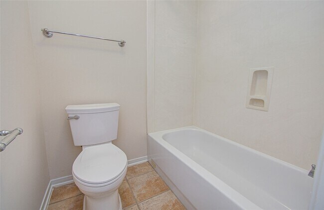 Building Photo - 226 Elana Ln