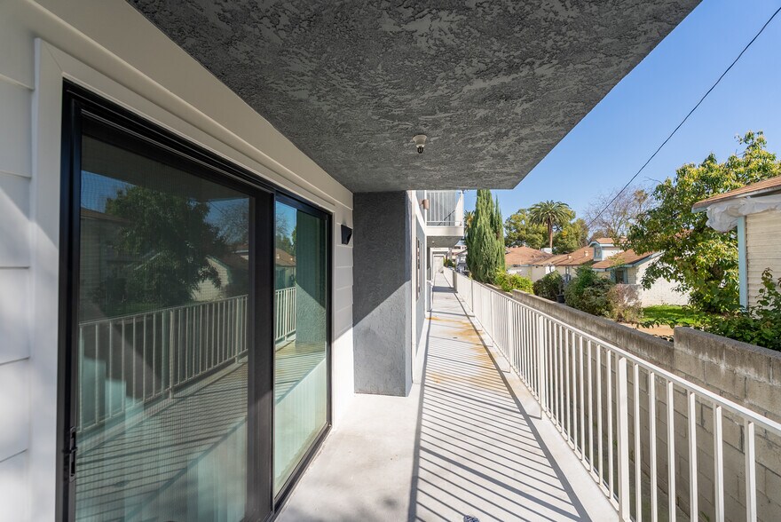 Building Photo - 123 S Roosevelt Ave