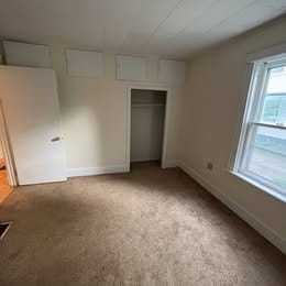 Building Photo - 307 Colchester Ave