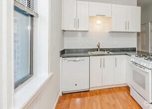 Building Photo - 2 bedroom in Chicago IL 60622