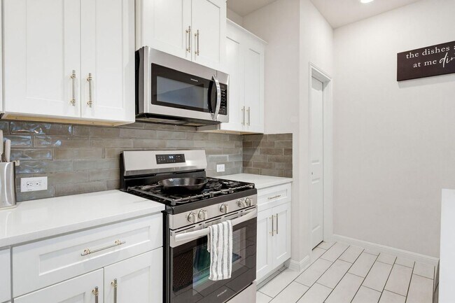 Building Photo - 316 Windstar Rd