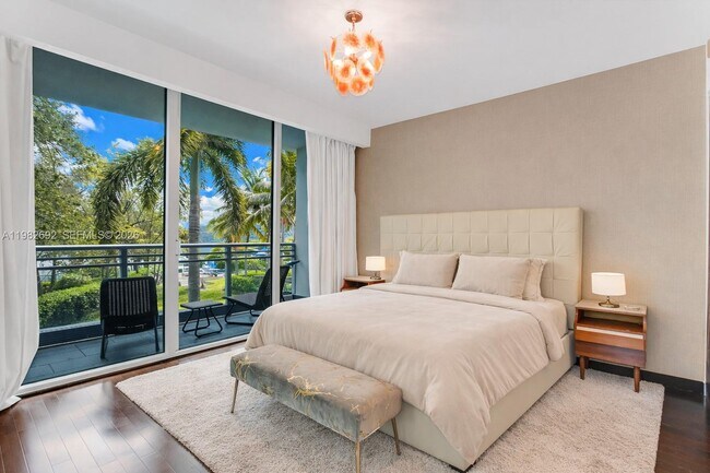 Building Photo - 2950 NE 188th St