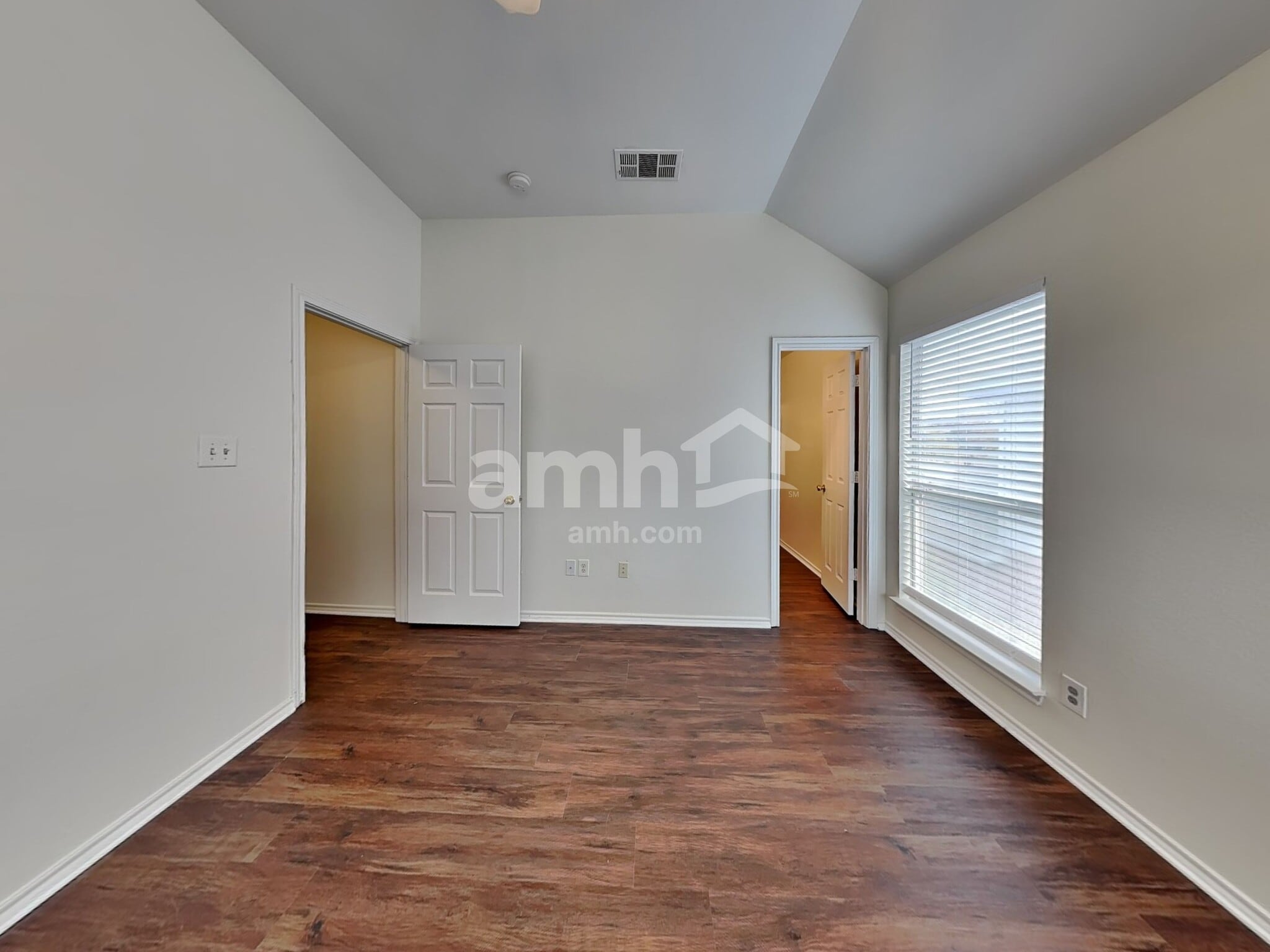 Building Photo - 1204 Buehler Ct