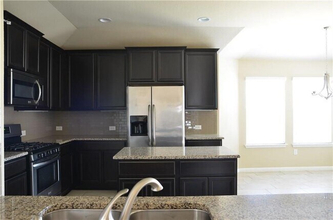 Building Photo - 12105 Harpster Bend