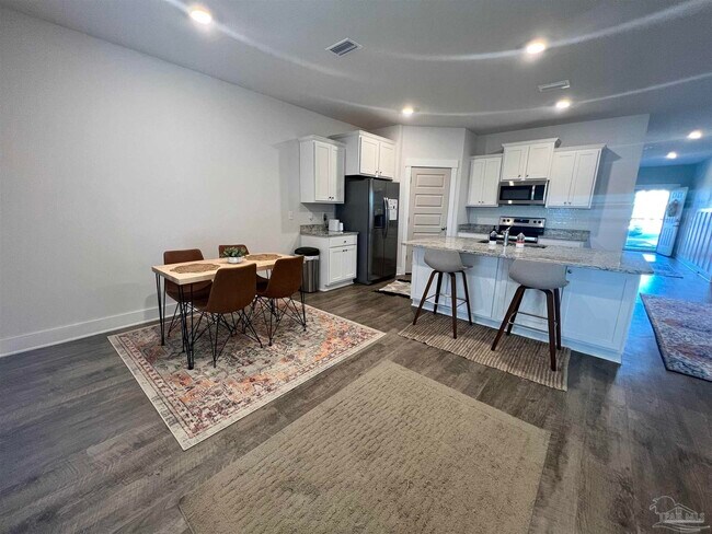 Building Photo - 5788 Conley Ct