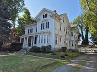 Building Photo - 126 W Wyoming Ave