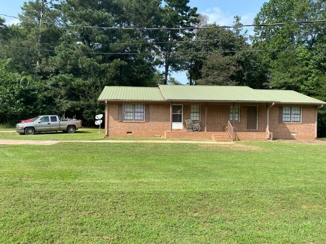 Primary Photo - 112 Live Oak Dr