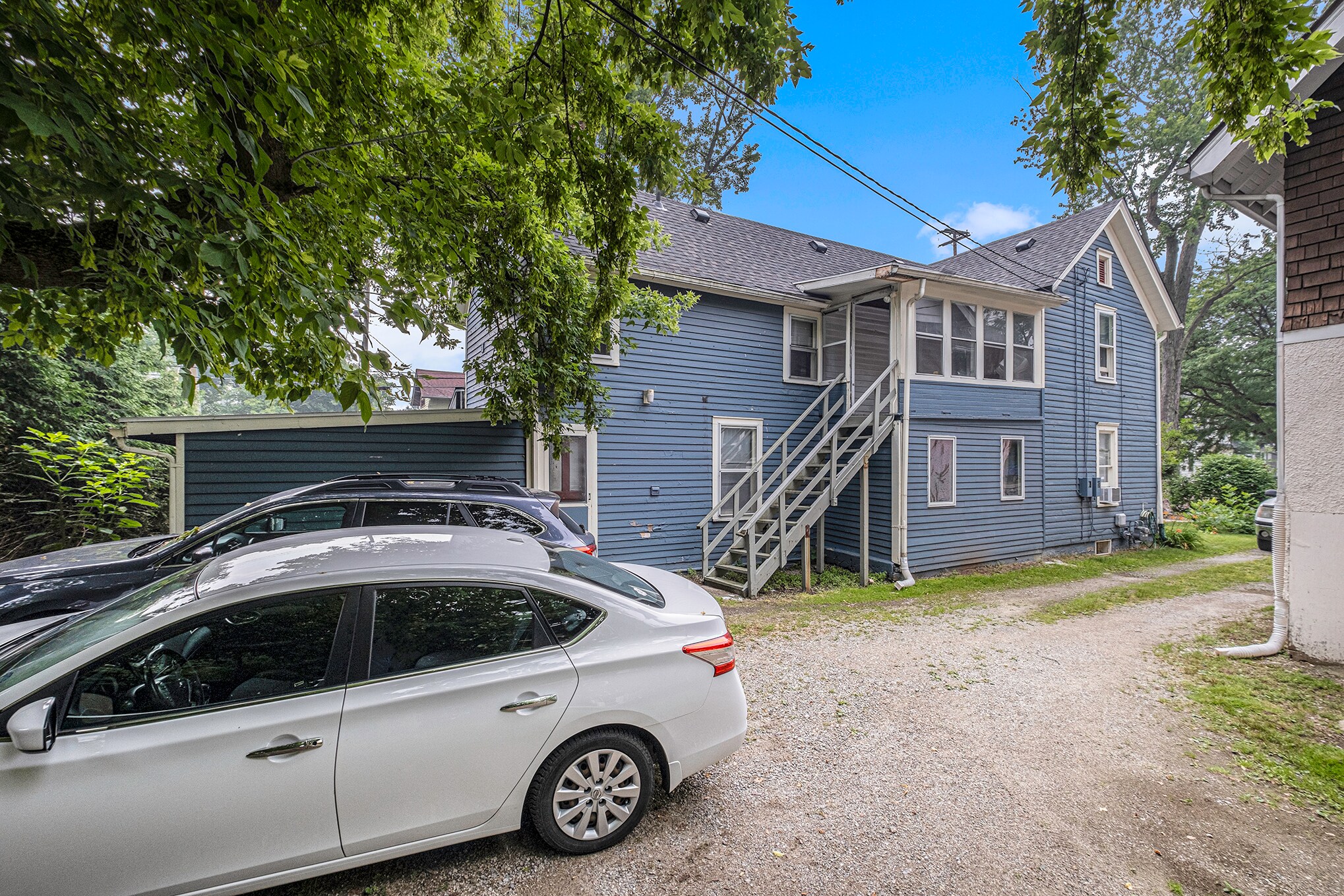 Building Photo - 1119 S Forest Ave