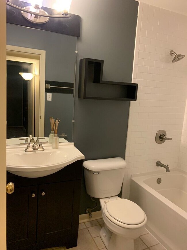 Building Photo - 11729 S Briar Patch Dr