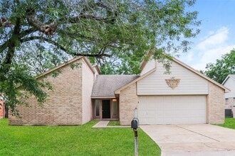 Building Photo - 10531 Mills Walk Dr