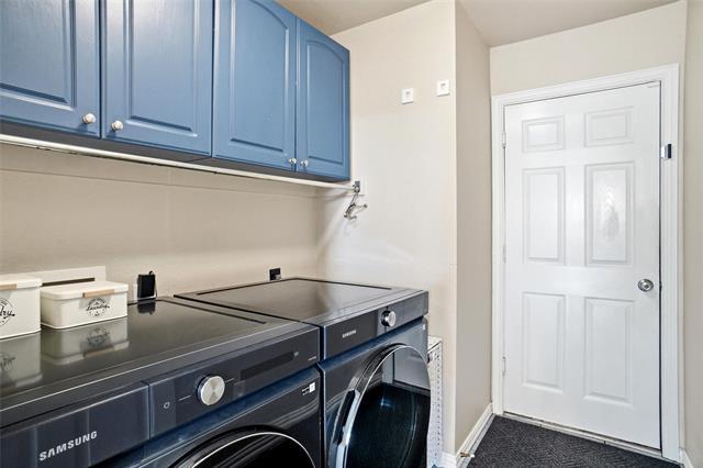 Building Photo - 1800 Sumac Dr