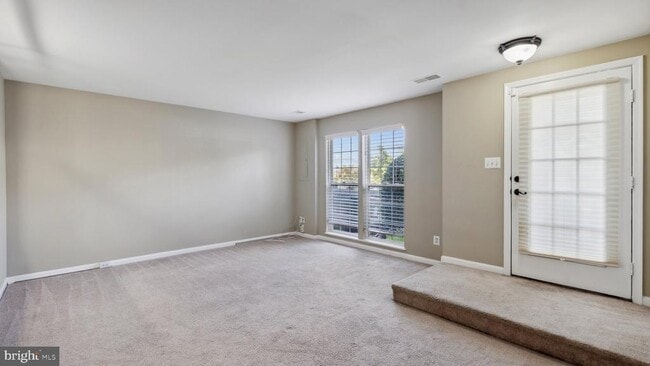 Building Photo - 9304 Witch Hazel Way