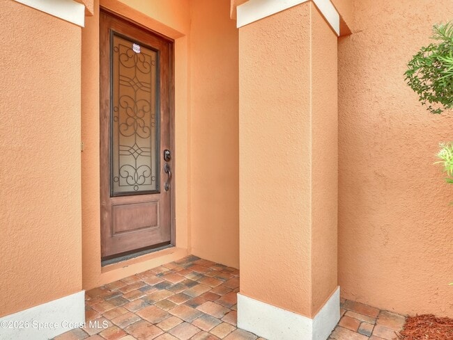 Building Photo - 118 Mediterranean Way