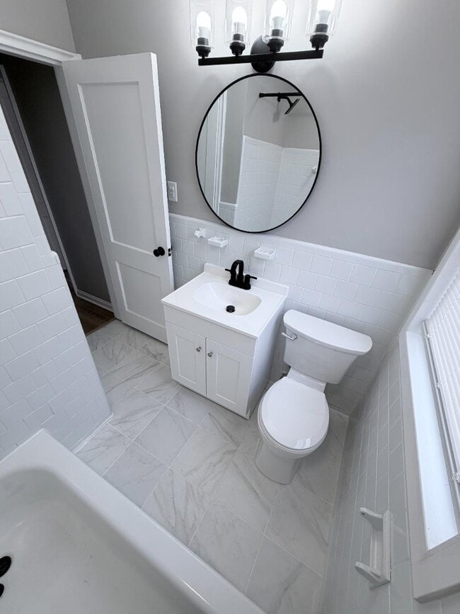 Building Photo - 5425 Whitlock Rd