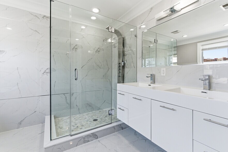 Building Photo - 54 Lawton Ave