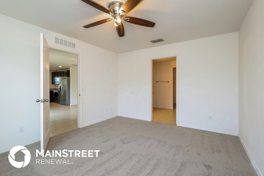 Building Photo - 1499 Swan Lake Cir