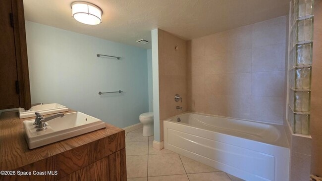 Building Photo - 3223 S Atlantic Ave