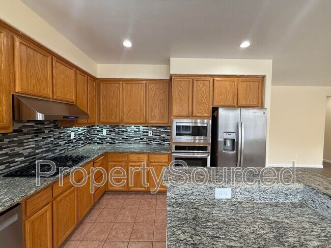 Building Photo - 1830 Persimmon Way