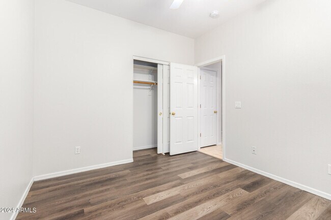 Building Photo - 14634 W Ventura St