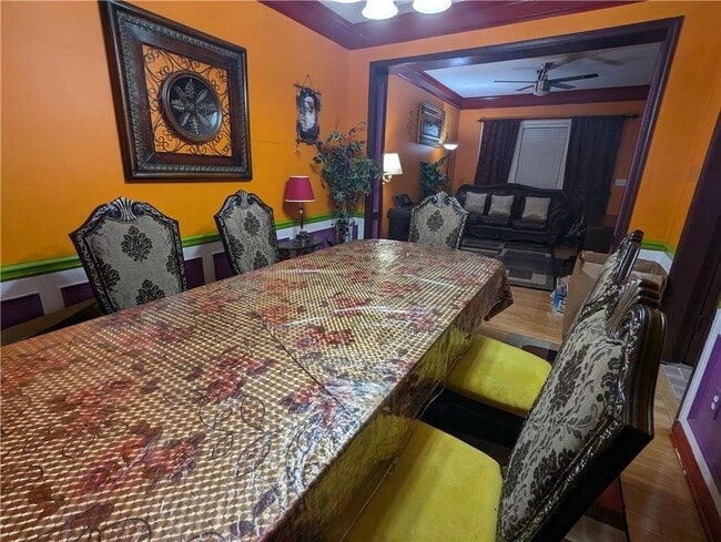 Building Photo - 815 Earlham Dr