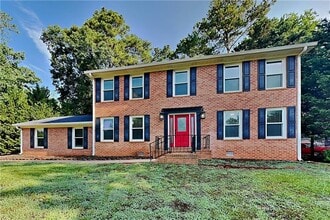 Building Photo - 6839 Woodcreek Ln