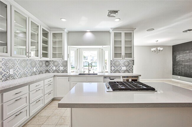 Building Photo - 3137 Beach View Ct