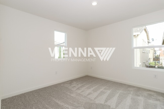 Building Photo - 1172 Bengal Lp