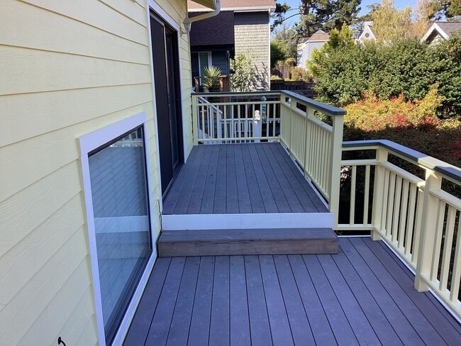 Building Photo - Two Story Aptos Home
