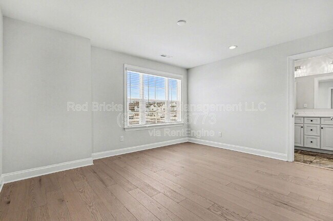 Building Photo - 4611 Tulle Dr