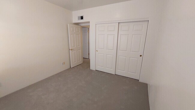 Bedroom 3 - 500 N Forgeus Ave