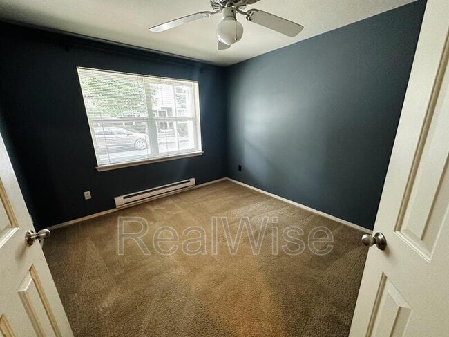 Building Photo - 1713 SE Cutter Ln