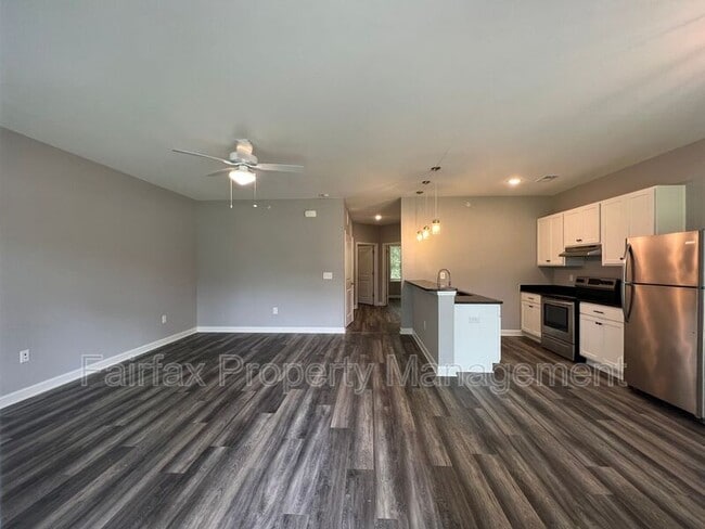 Building Photo - 518 Boone St