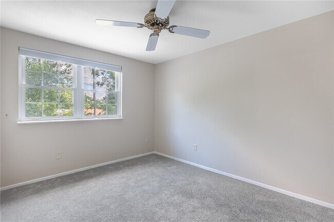 Building Photo - 7072 Cliffstone Dr
