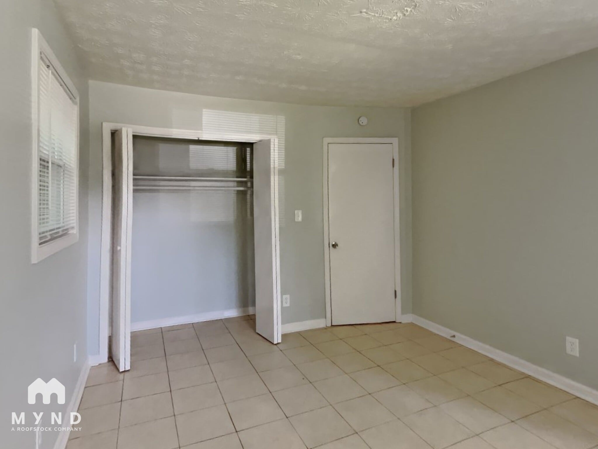 Building Photo - 1638 Atherton Dr