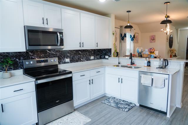 Building Photo - 415 Grenada Lk Dr