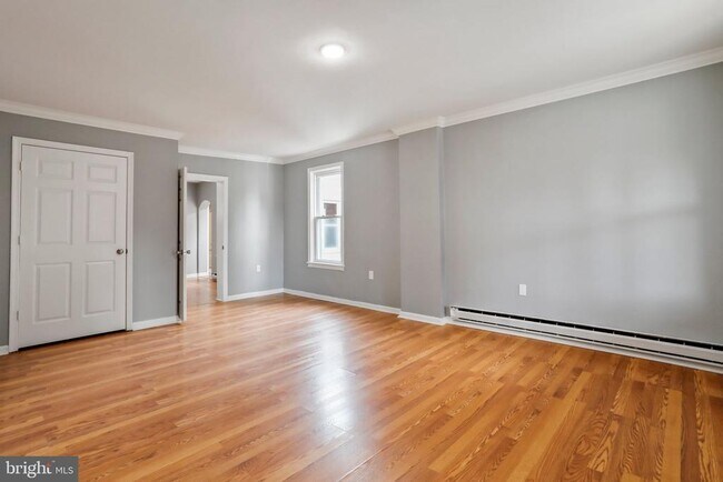 Building Photo - 655 S Potomac St