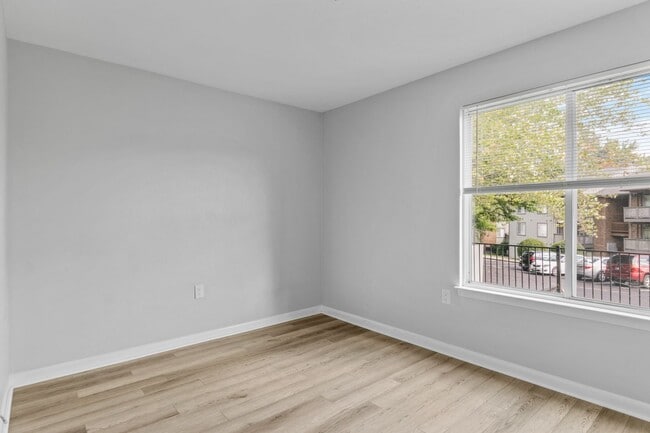 Building Photo - 3 Bed/2 Bath Pet Friendly, Virginia Tech