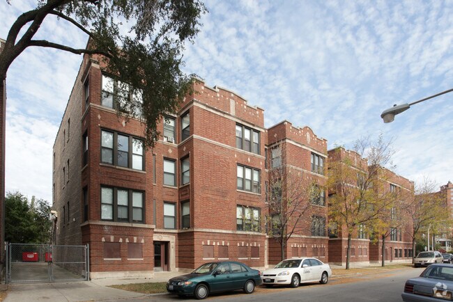 Building Photo - 3986-3990 S Ellis Ave