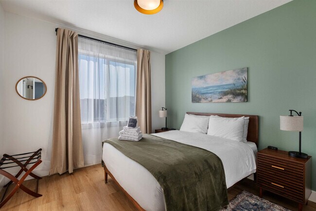 Building Photo - 1288 Cohasset Crest N