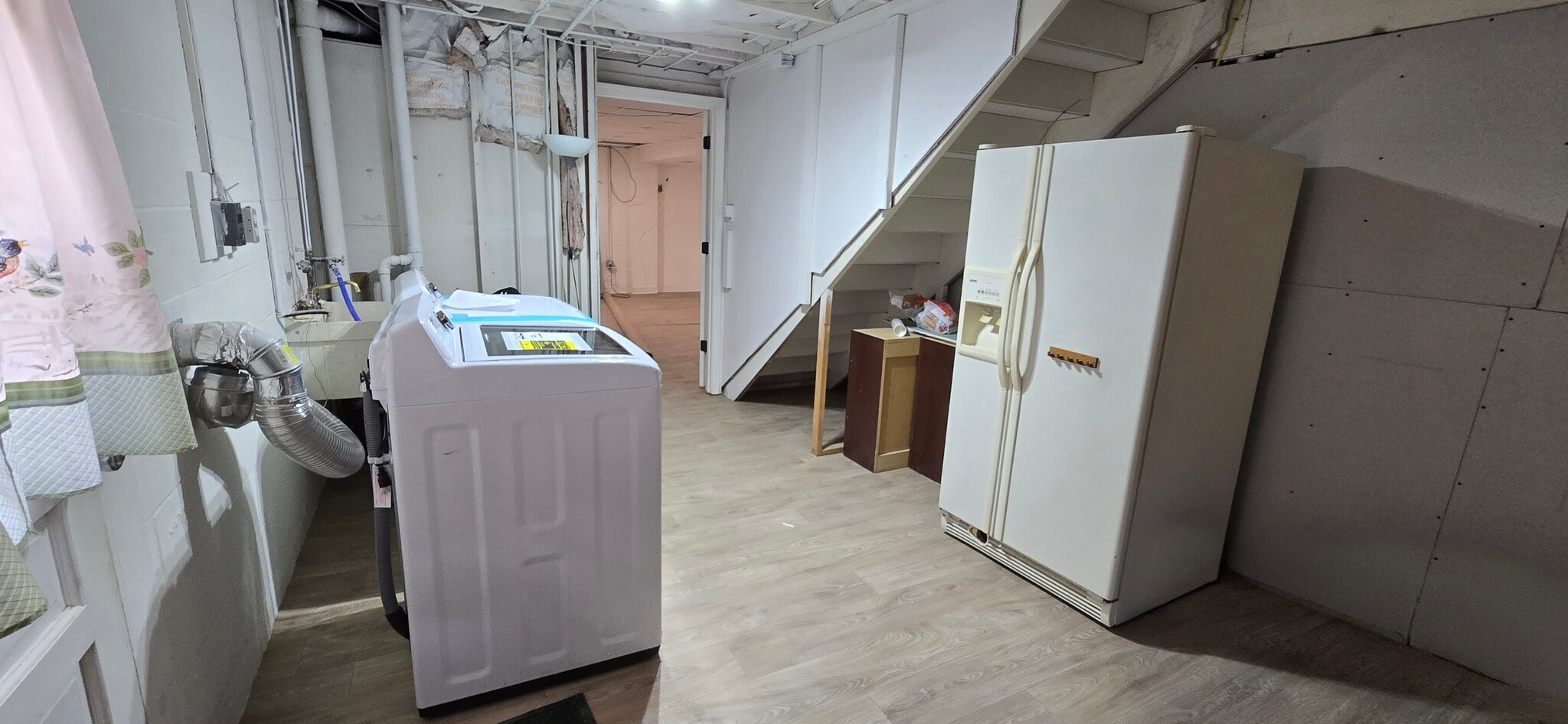 Building Photo - 2209 Shore Dr